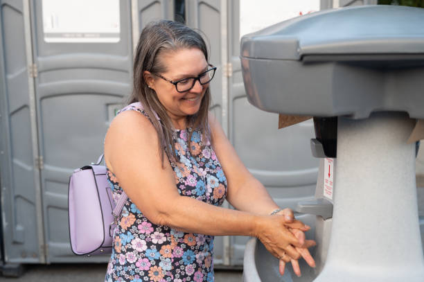 Best Porta potty delivery and setup  in Elkhart, TX