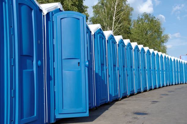 Portable Toilet Options We Offer in Elkhart, TX